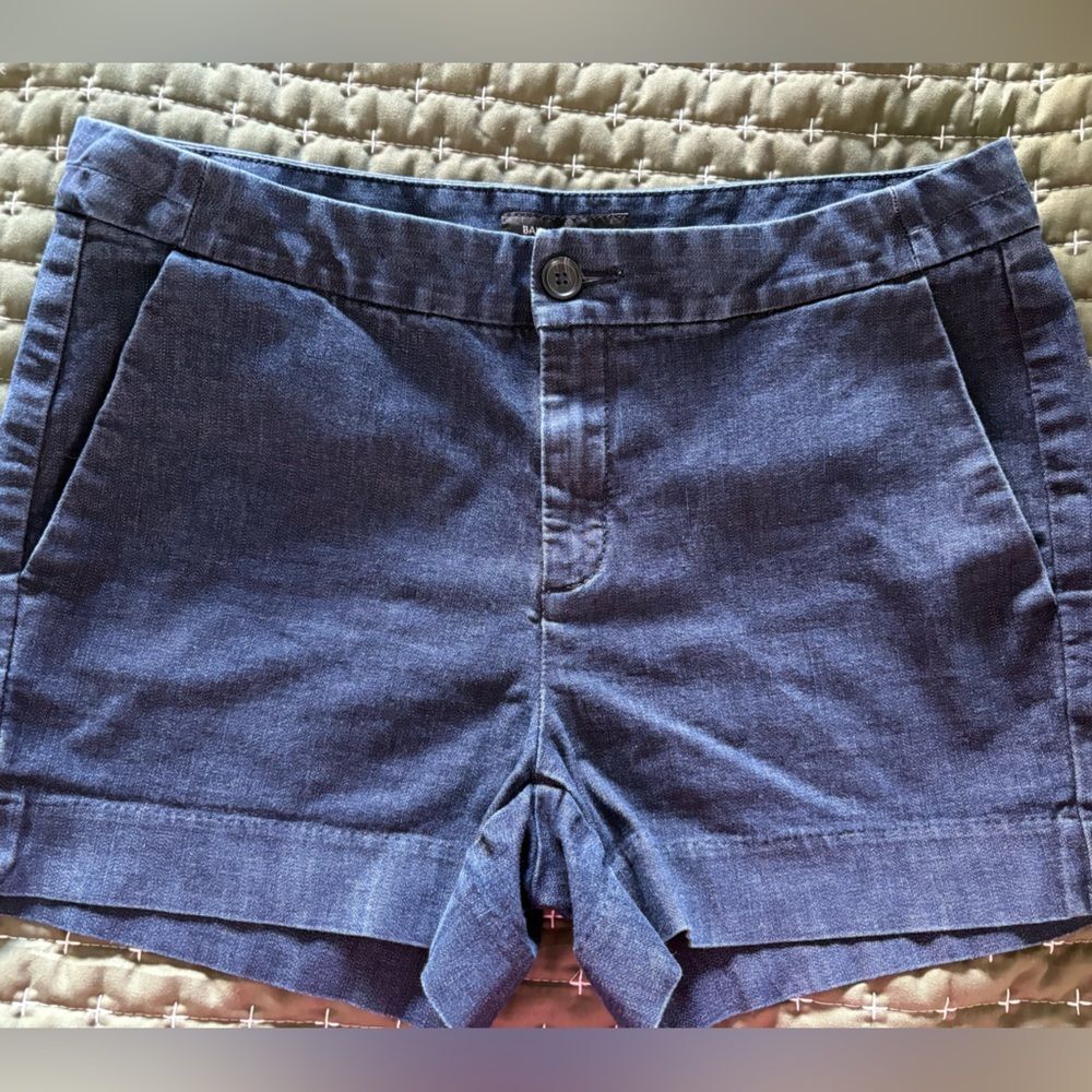 Banana Republic Dark Blue Jean Shorts Hampton Fit, Size 4